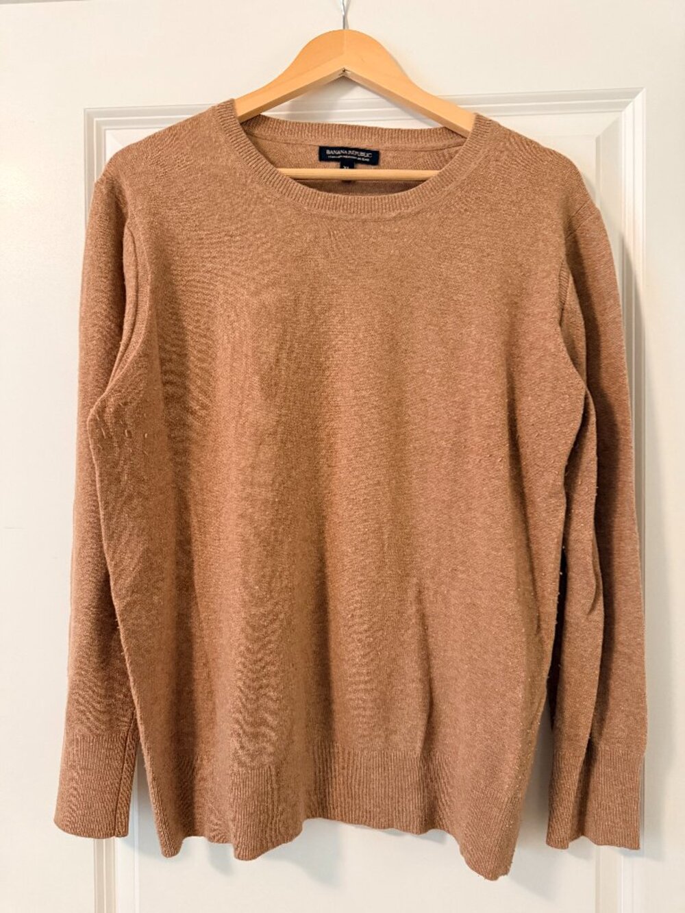 Banana Republic Italian Merino Blend Sweater in Camel/Tan Size XL